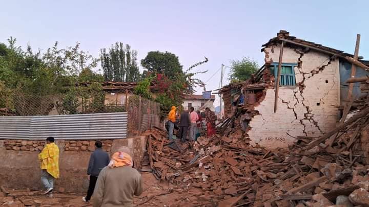 भूकम्पबाट उपमेयरसहित १३१ जनाको मृत्यु