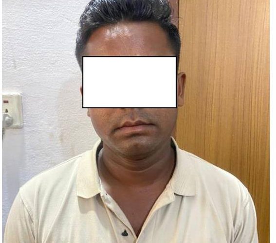 डिएसपी हुँ भनी ठगी गर्ने नक्कली प्रहरी पक्राउ।
