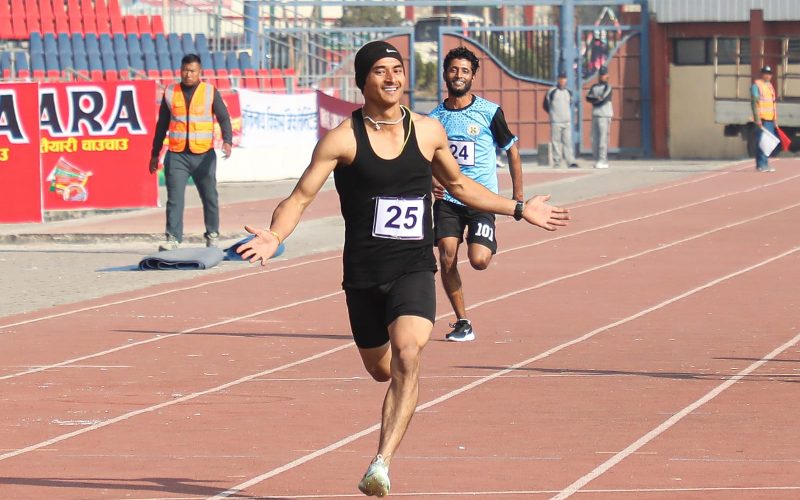 एथलेटिक्सको १०० मिटर दौडमा मुकेश र विनाको स्वर्ण