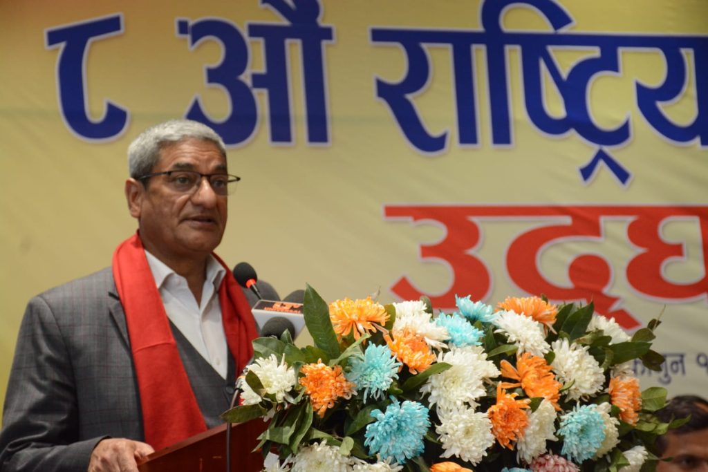 निजी विद्यालयले सामुदायिक विद्यालयको गुणस्तर घटाउँदैन :गृहमन्त्री लेखक