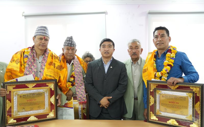 भेट्रान एथलिट पदक विजेता सम्मानित